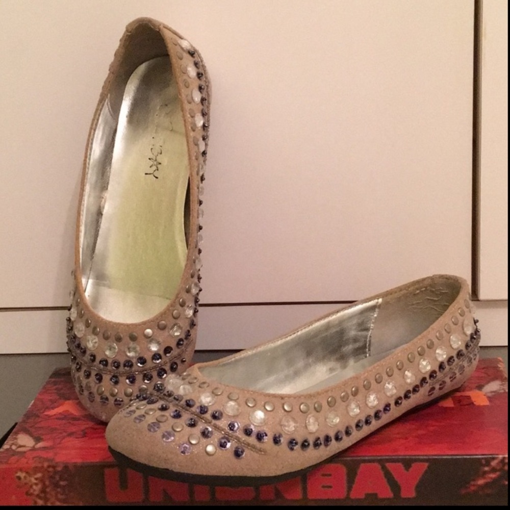 Unionbay Girls Faux Suede Sequin & Stud embellished sparkly ballet flats shoes